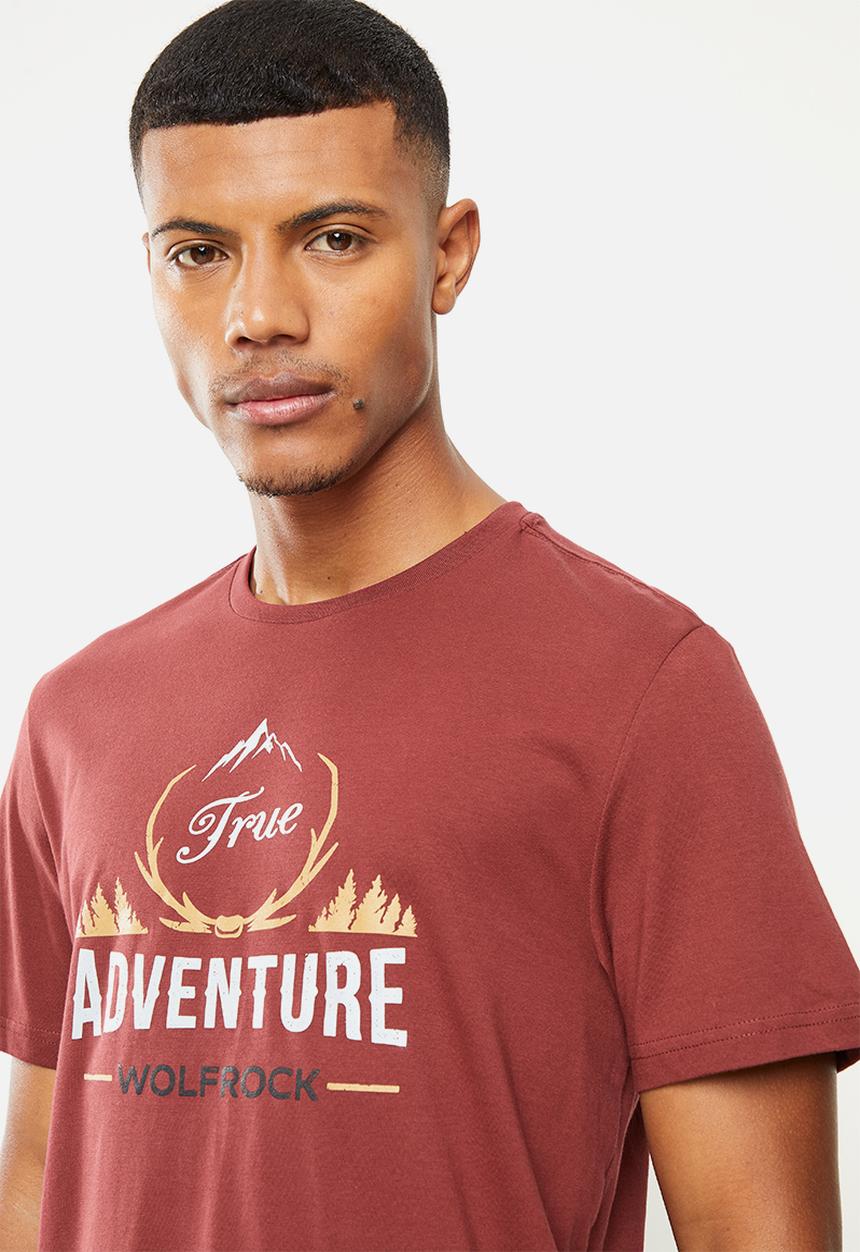 Wolf Rock - Adventure - Cardinal Red