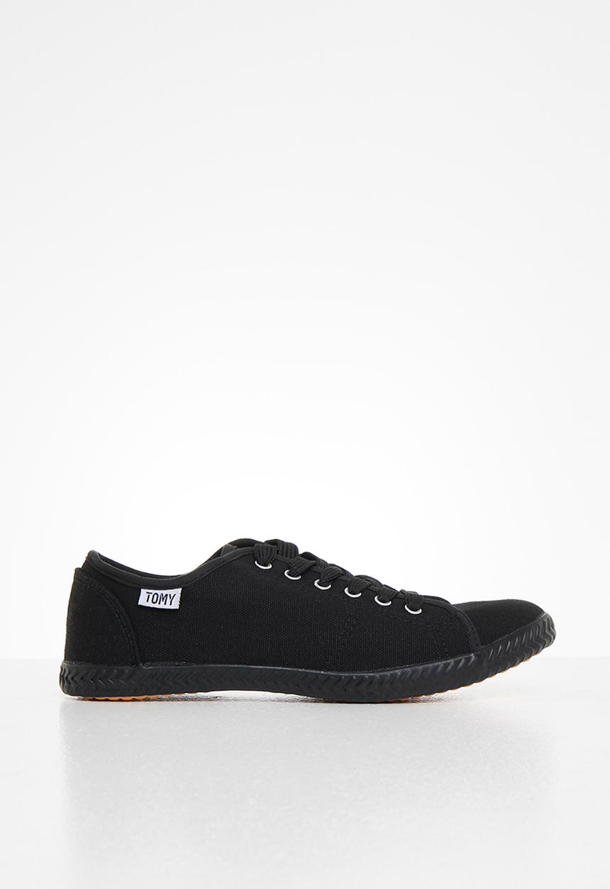 TOMY - Tomy 6 eyelet lace up - black