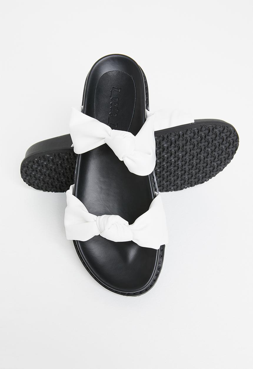 Z_Code_Z - Tuma twisted front slide - white