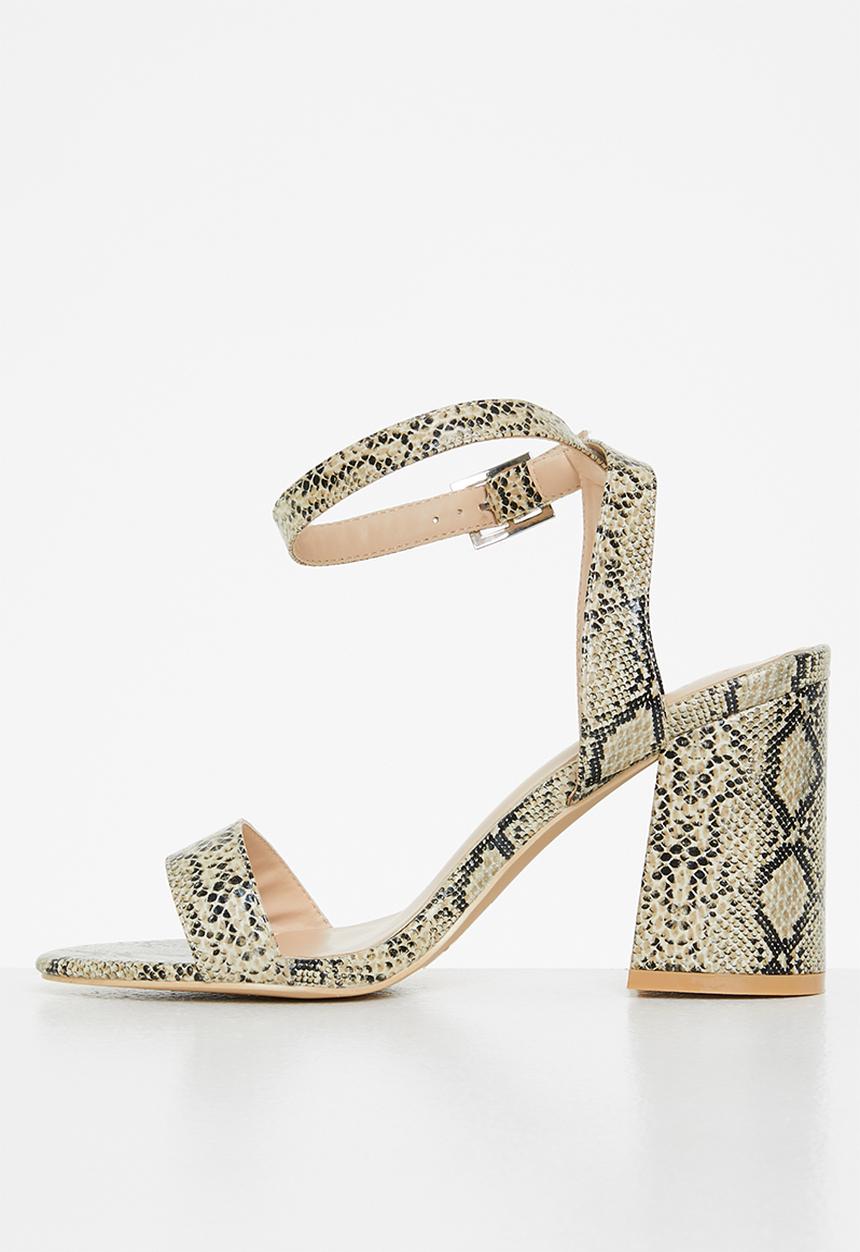 Z_Code_Z - Sophia ankle strap block heel - neutral