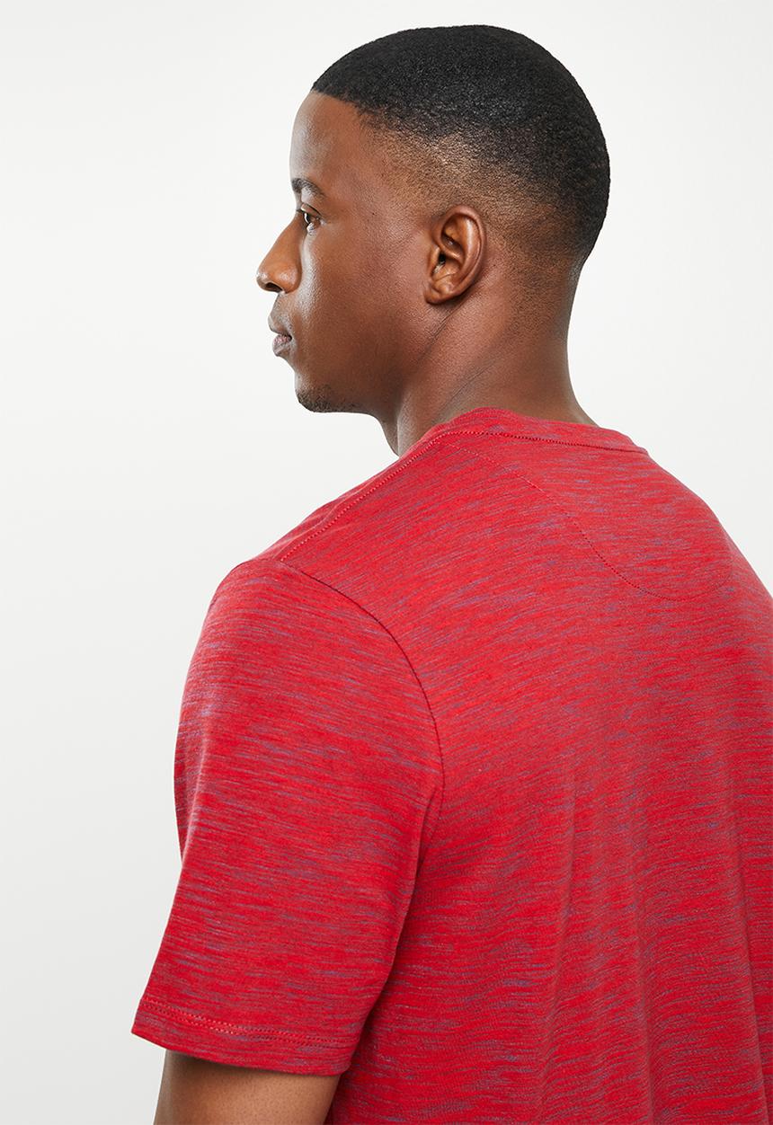 Pringle of Scotland - Injection v-neck tee - red/ navy