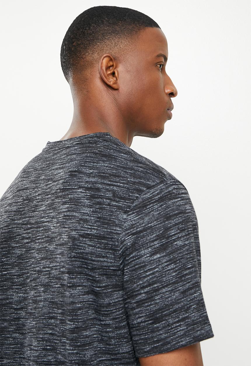 Pringle of Scotland - Injection v-neck tee - black / grey