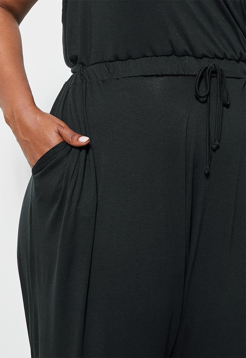 Superbalist - Wrap bodice jogger jumpsuit - black