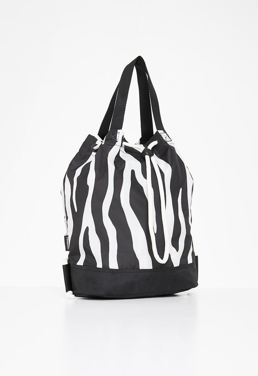 Converse - Bucket bag -  black & egret