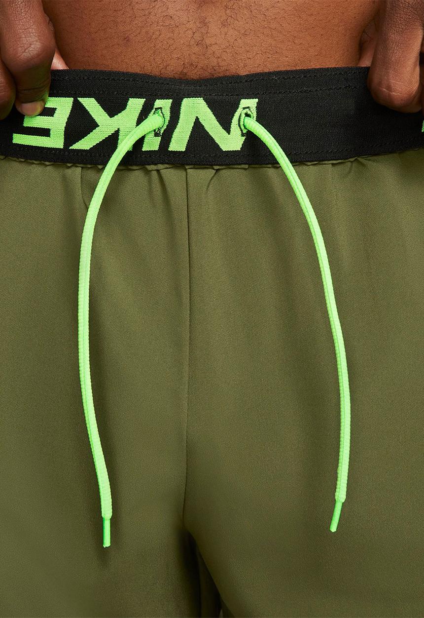 Nike - Nike Dri-Fit Flex Woven Short - green