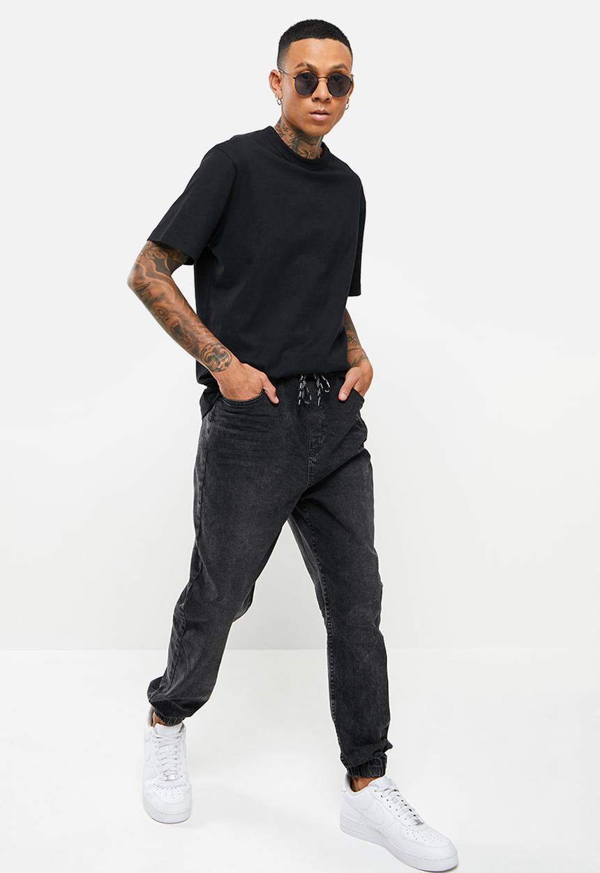 STYLE REPUBLIC - Gabe tapered fit cuff jeans - black