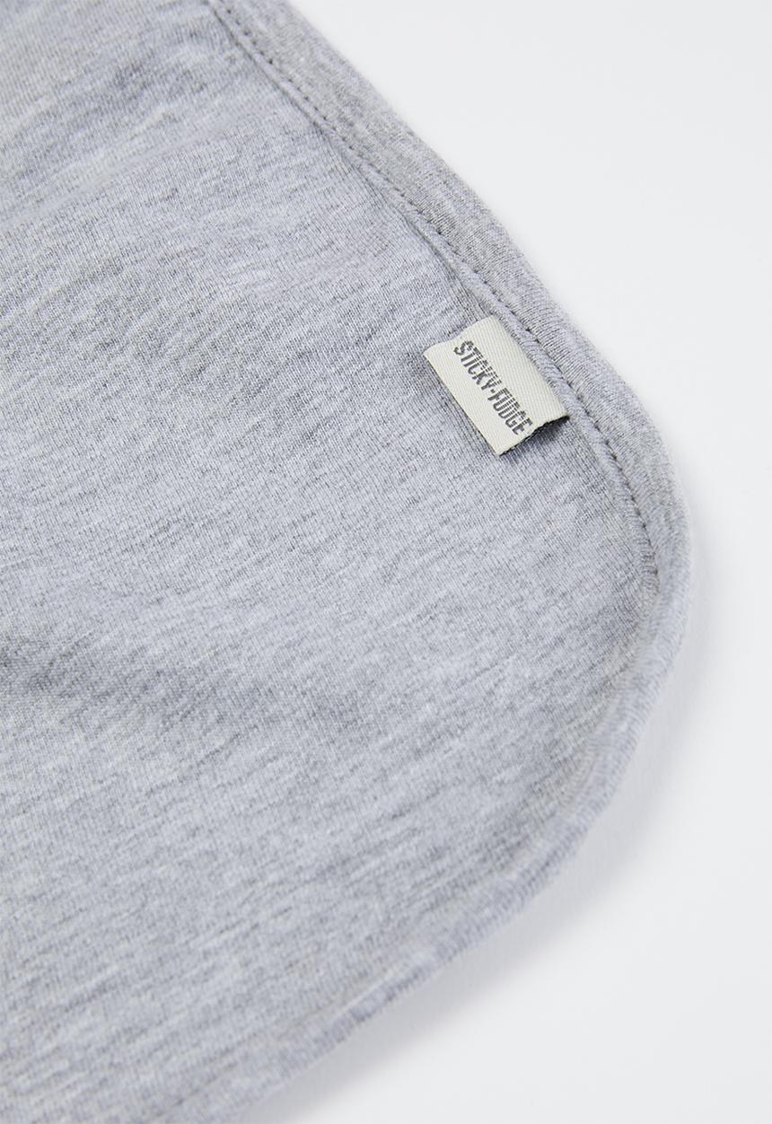 Sticky Fudge - Bib - grey