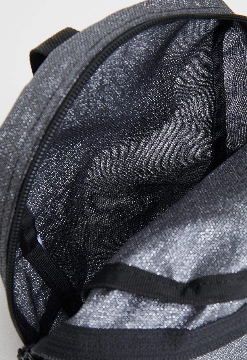 Vans - Tinsel got this mini backpack - silver