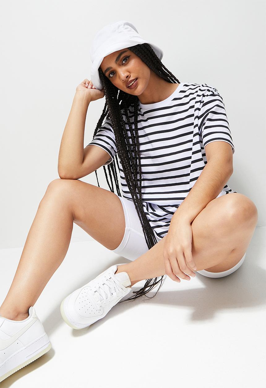Blake - Oversized striped tee - black & white