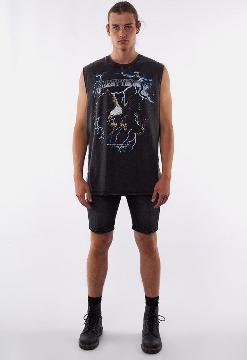 Silent Theory - Swoop muscle fit short sleeve tee - vintage black