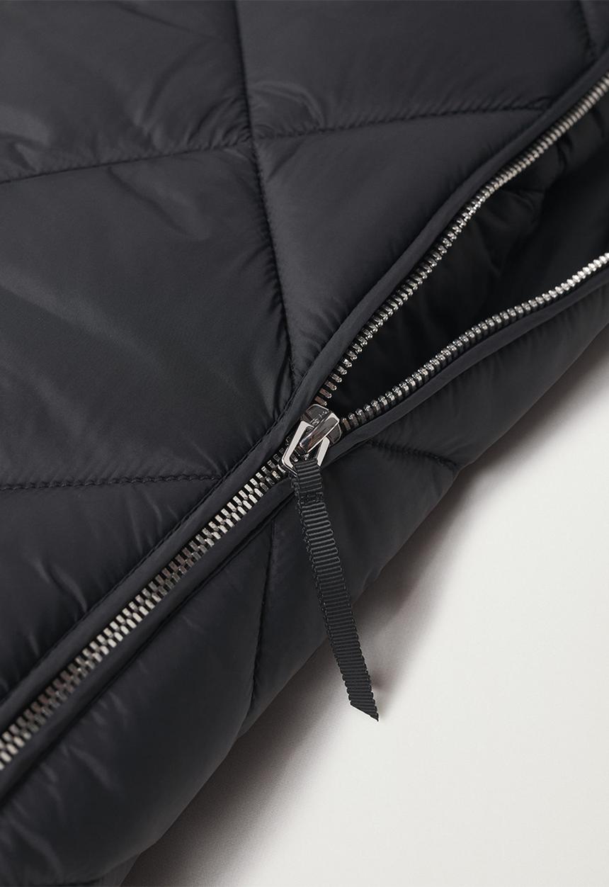MANGO - Waistcoat bang - black