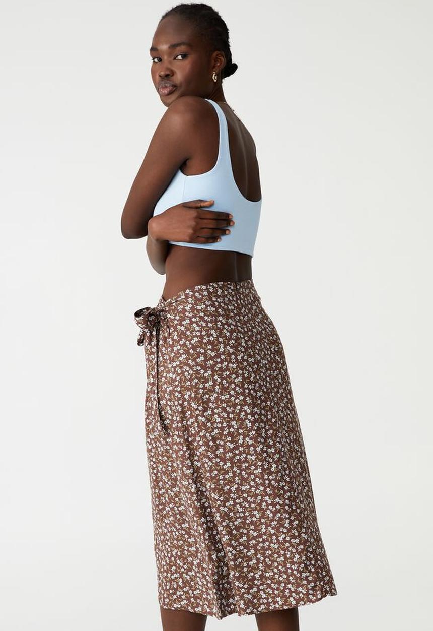 Cotton On - Woven lara wrap midi skirt - tenesha ditsy dark sienna