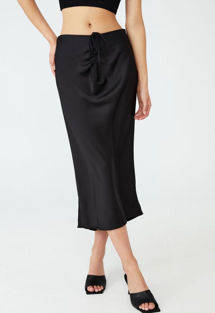 Cotton On - Woven santorini satin ruched midi skirt - black