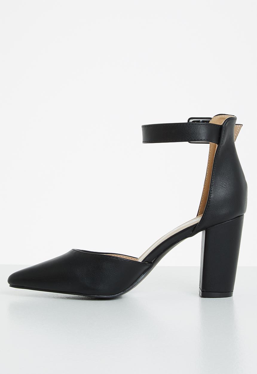 Jada - Ankle strap pointed block heel - black