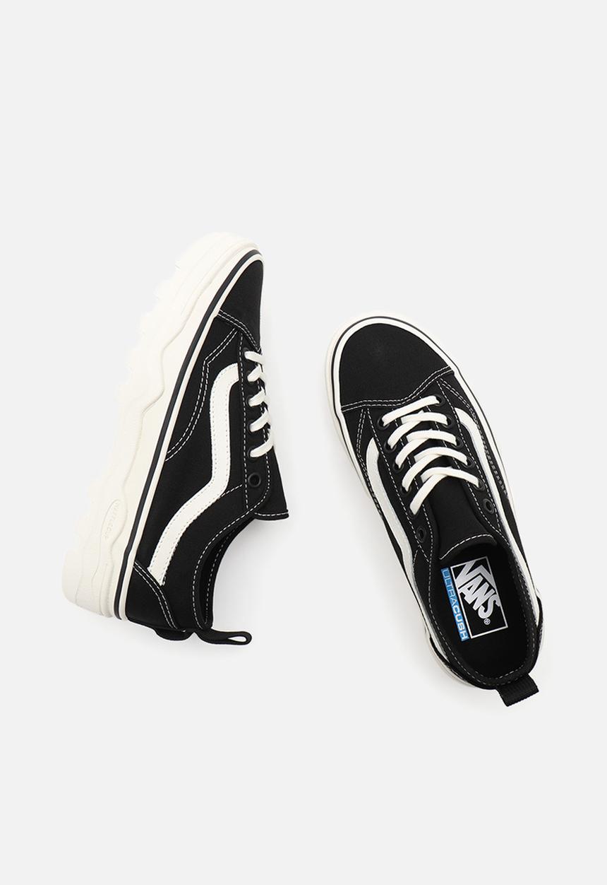 Vans - Sentry old skool wc - (canvas) black/marshmallow