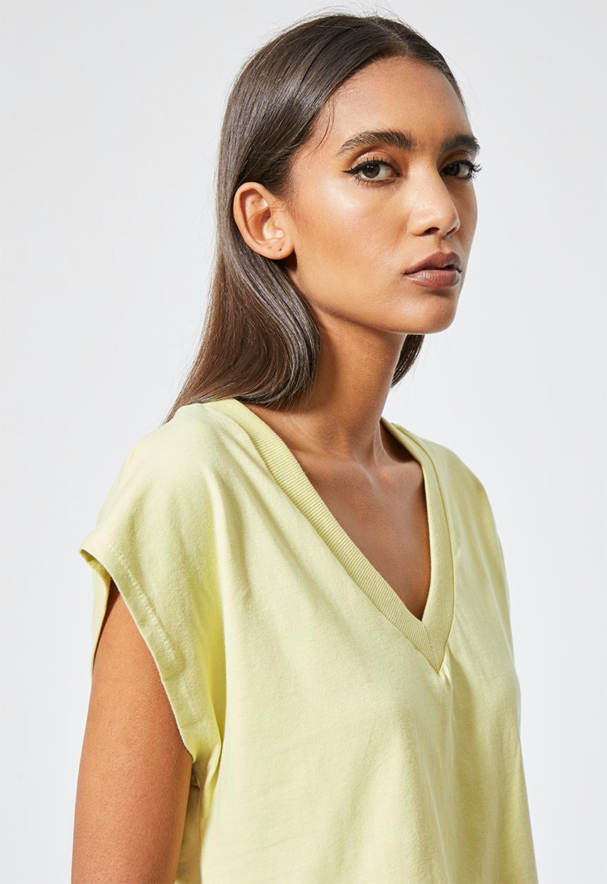 Superbalist - V-neck relaxed tee - light mint