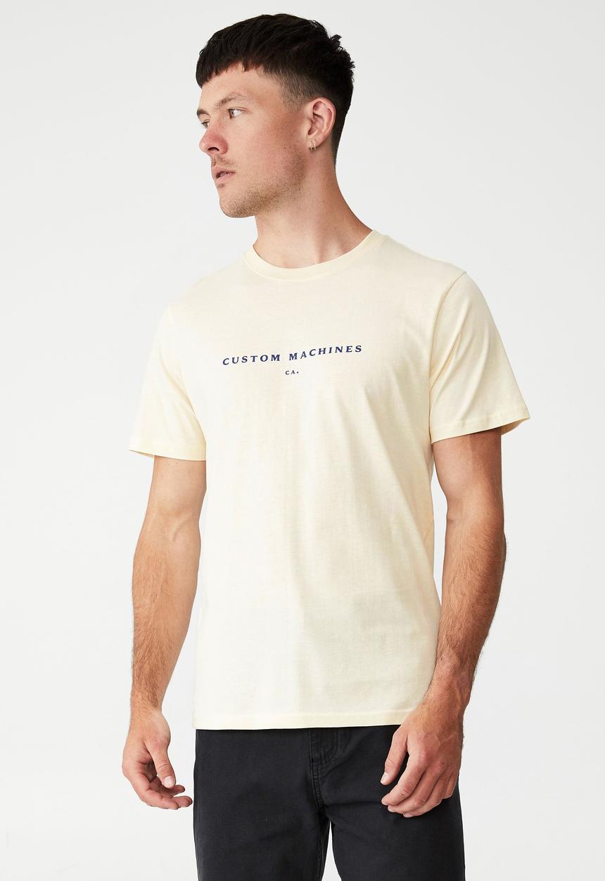 Cotton On - Tbar moto t-shirt- cream puff & custom machines