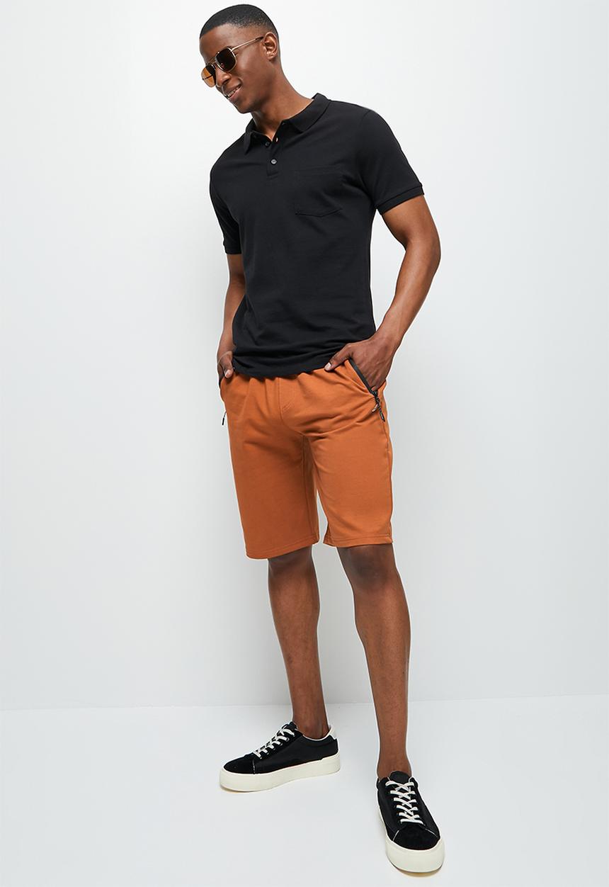 Lark & Crosse - Slim fit sweat shorts - tobacco