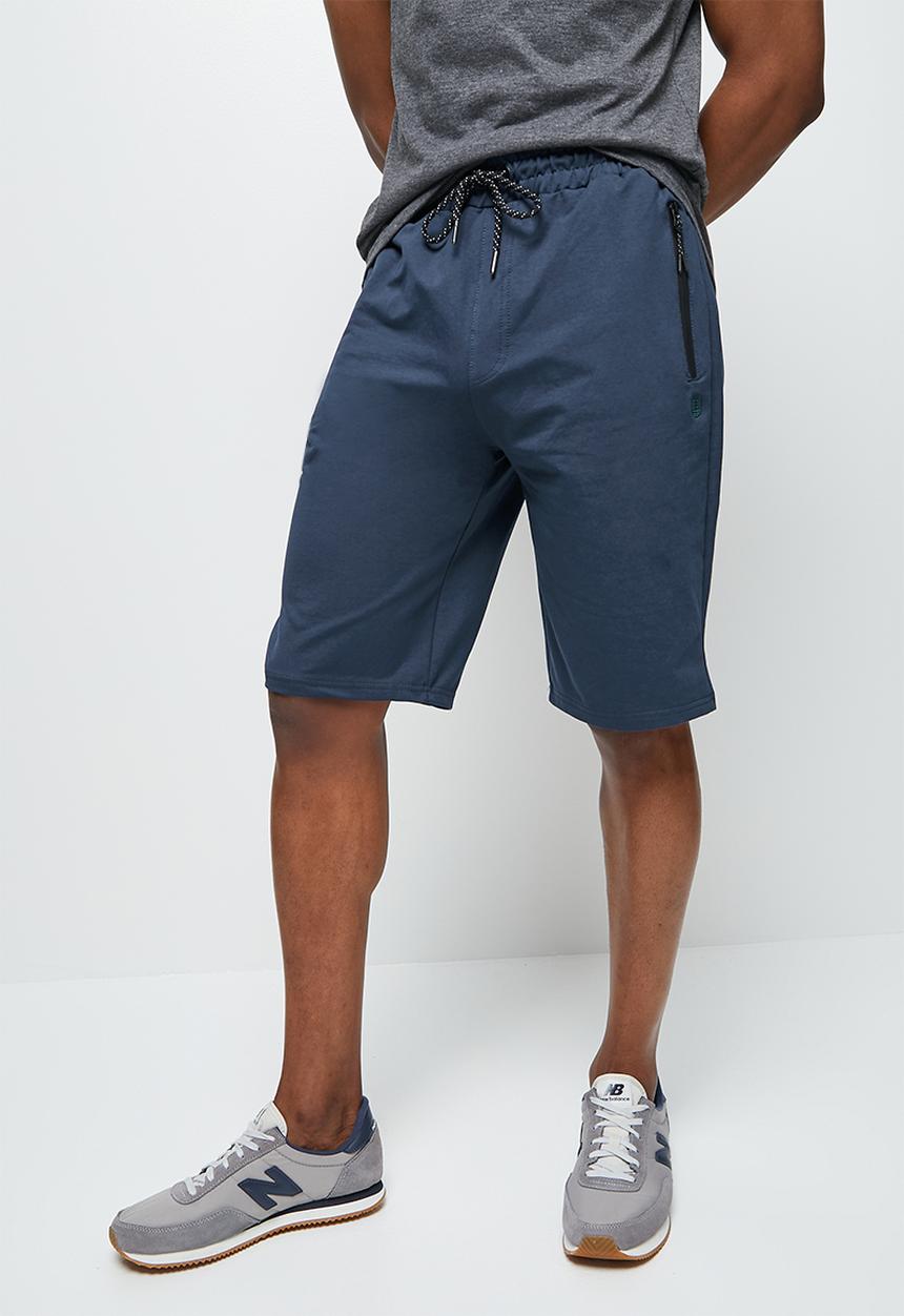 Lark & Crosse - Slim fit sweat shorts - navy