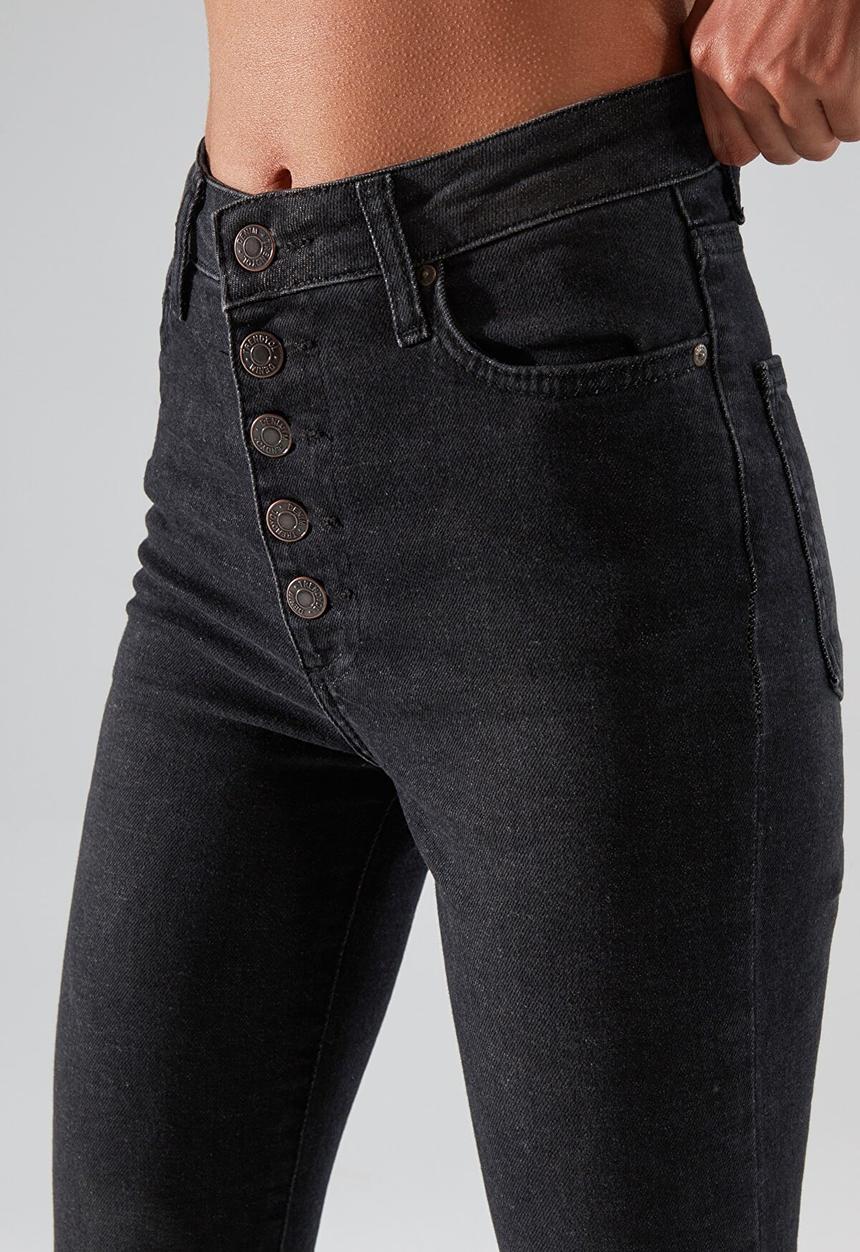 Trendyol - Front button high waist flare jeans - black