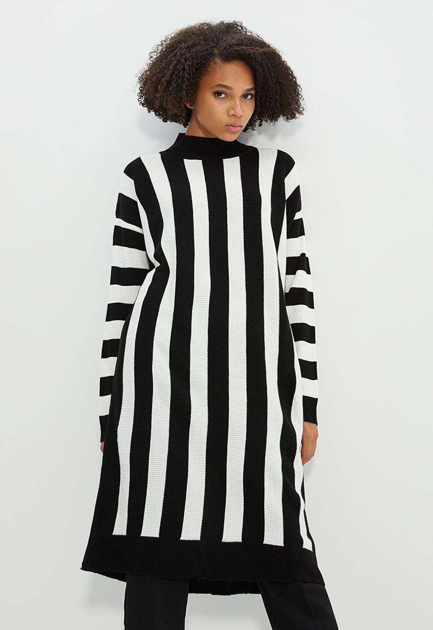 Trendyol - Striped jacquard long knit sweater dress - black & white 