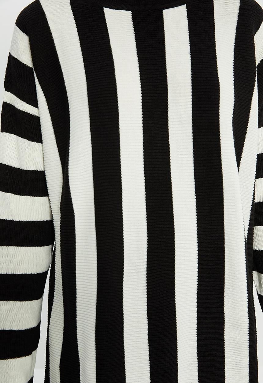 Trendyol - Striped jacquard long knit sweater dress - black & white 