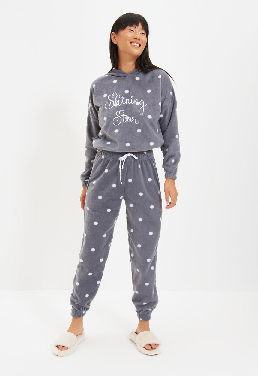 Trendyol - Polka dot patterned knit pajama set - grey