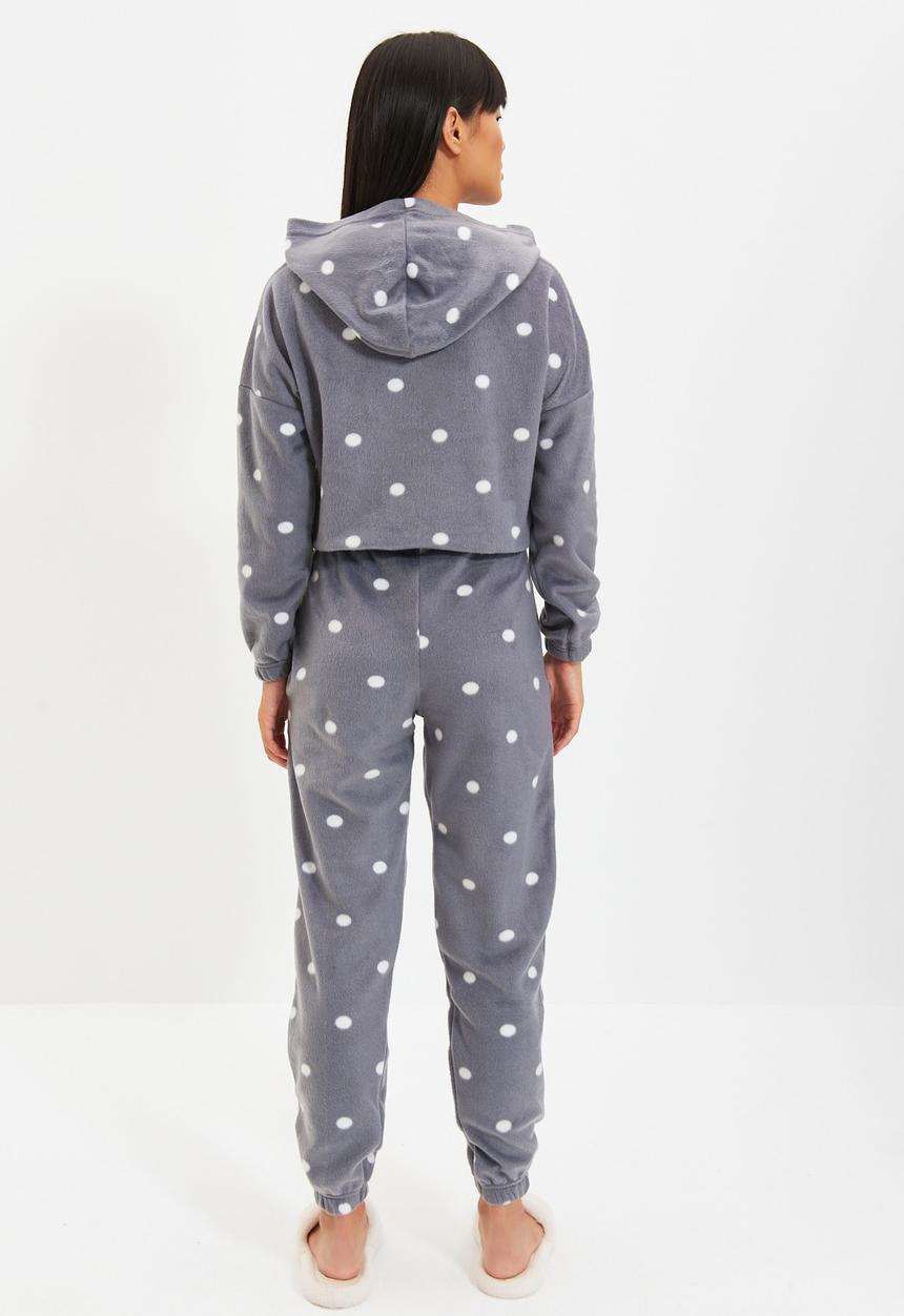 Trendyol - Polka dot patterned knit pajama set - grey
