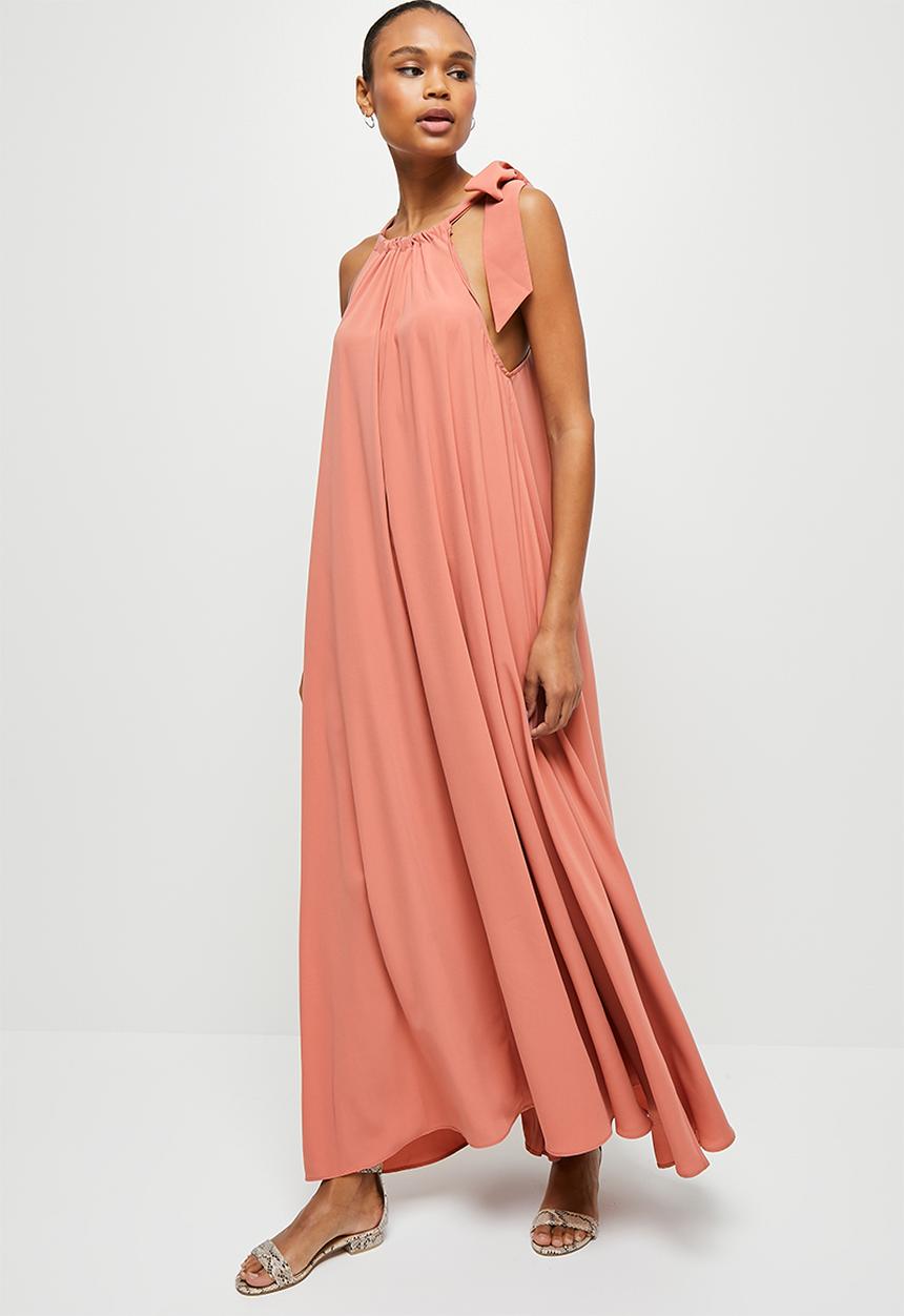 MILLA - Halter trapeze maxi dress with tie - loubster