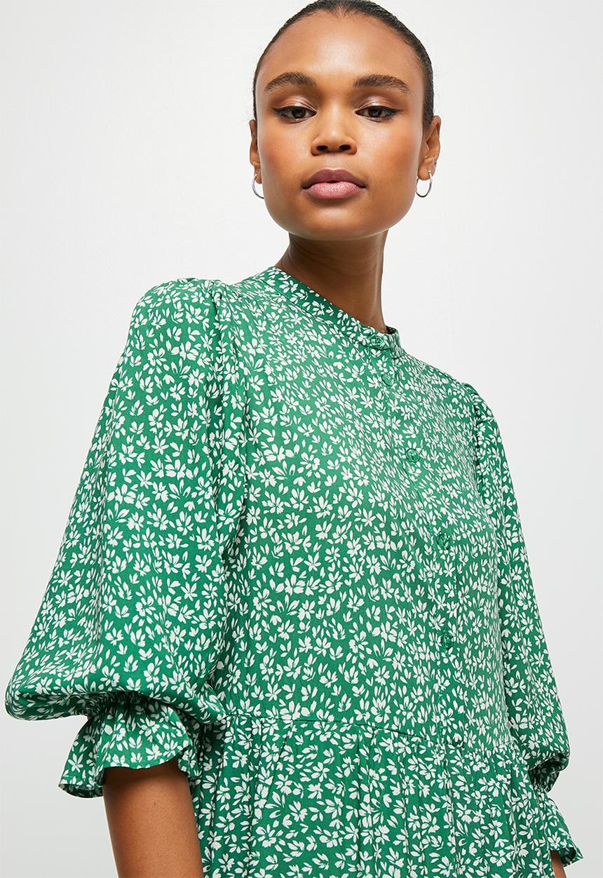 edit - Shirred puff sleeve tiered maxi - green ditsy