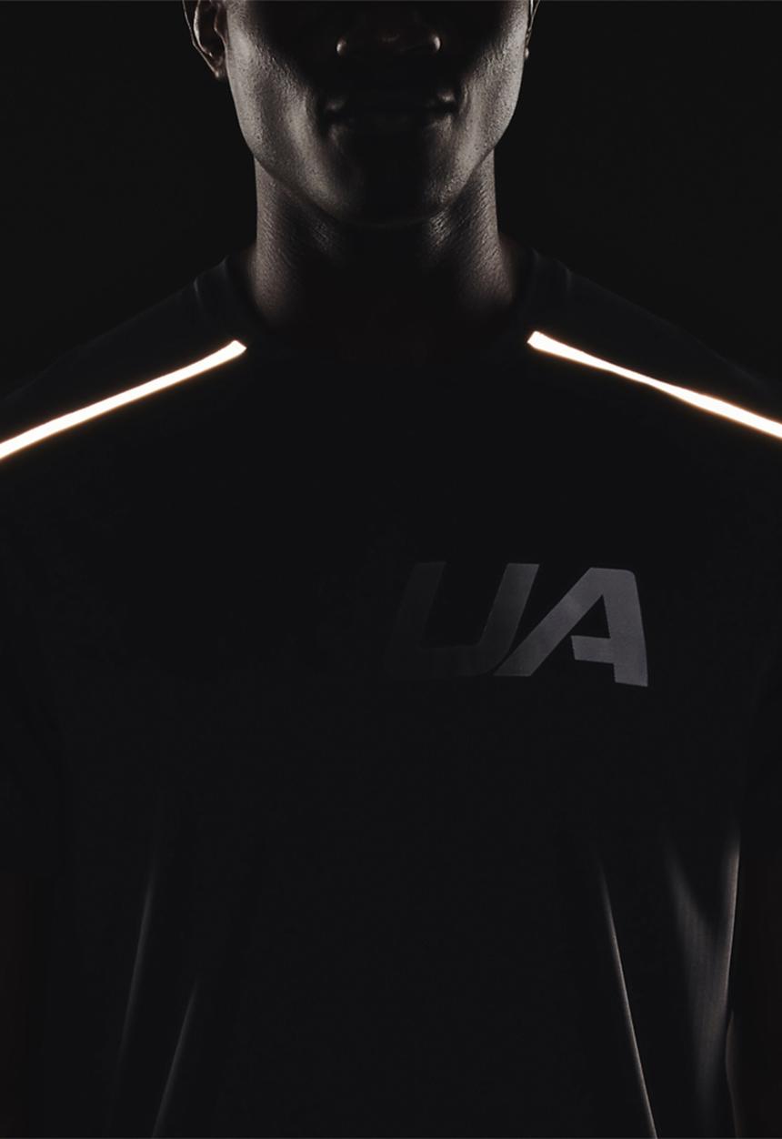Under Armour - Ua run graphic print fill ss - grey-melange