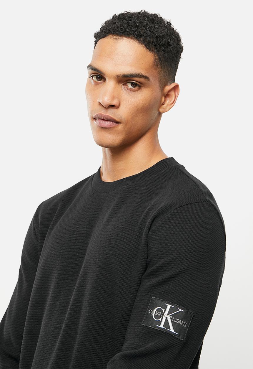 Calvin Klein - Monogram badge waffle long sleeve tee - black
