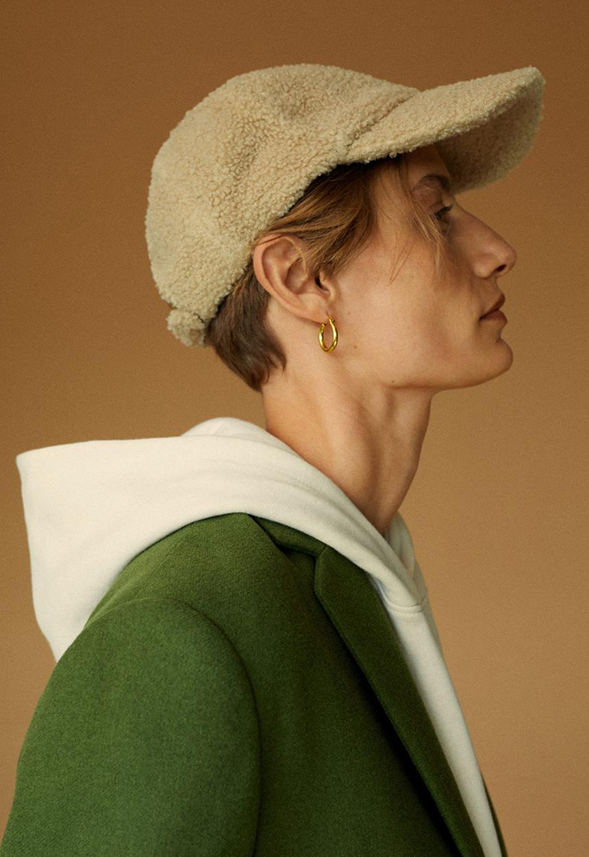 MANGO - Teddy fur cap - ecru