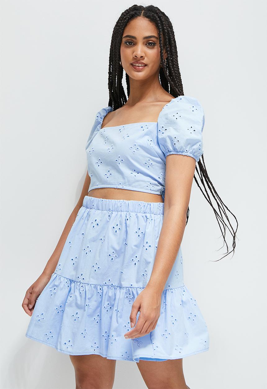 Blake - Anglaise blouse with tie back - powder blue
