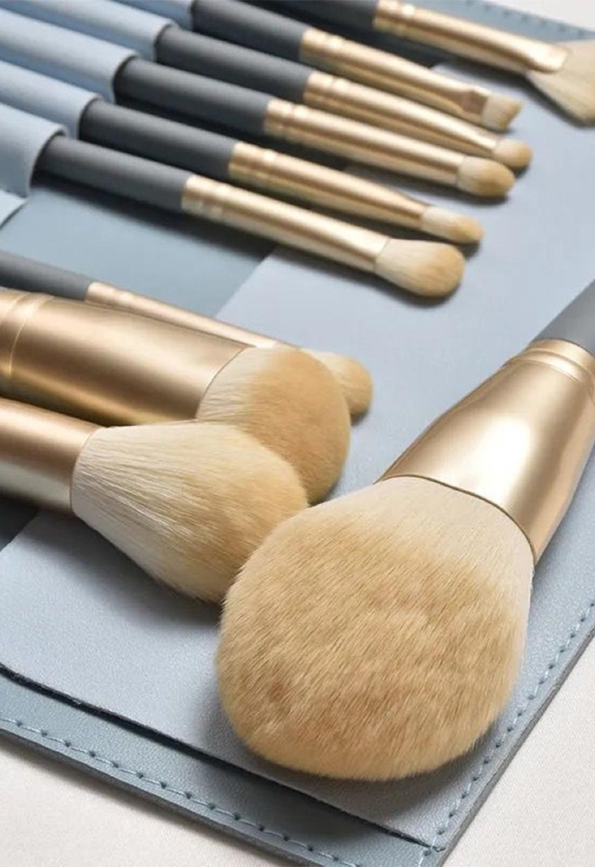Glam Beauty - 10 Piece Midnight Makeup Brush Set + Pouch