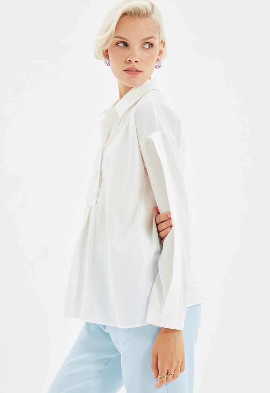 Trendyol - Buttoned blouse - ecru