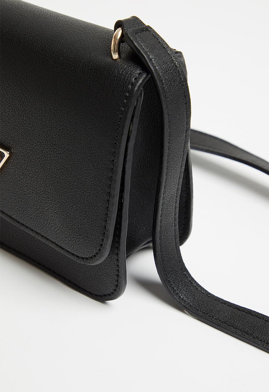 GUESS - Noelle mini crossbody flap - black