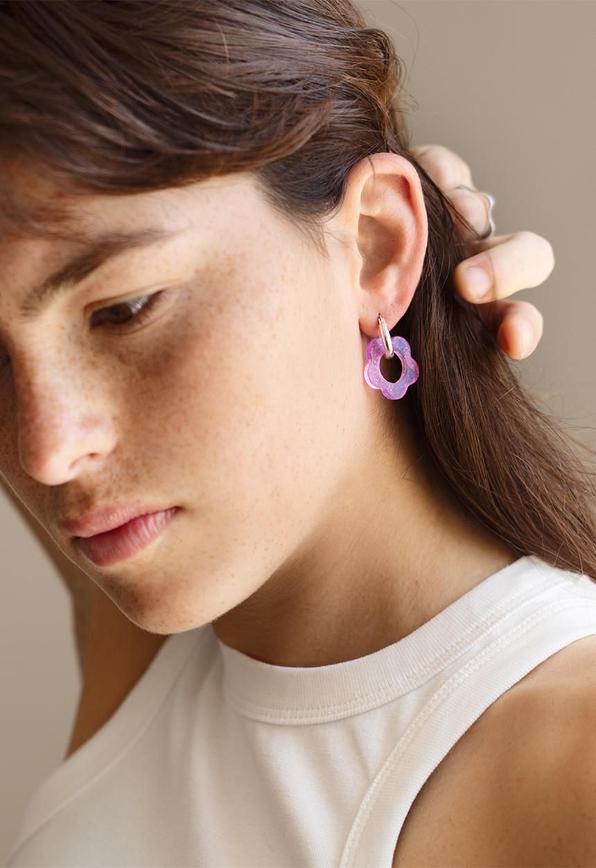 Pina Jewels - Daisy charm - lilac glitter