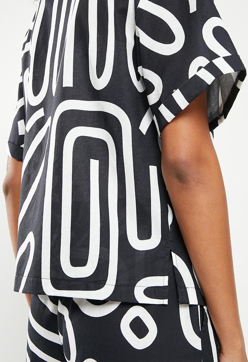 Me&B - Rivier collar essential shirt - black squiggle
