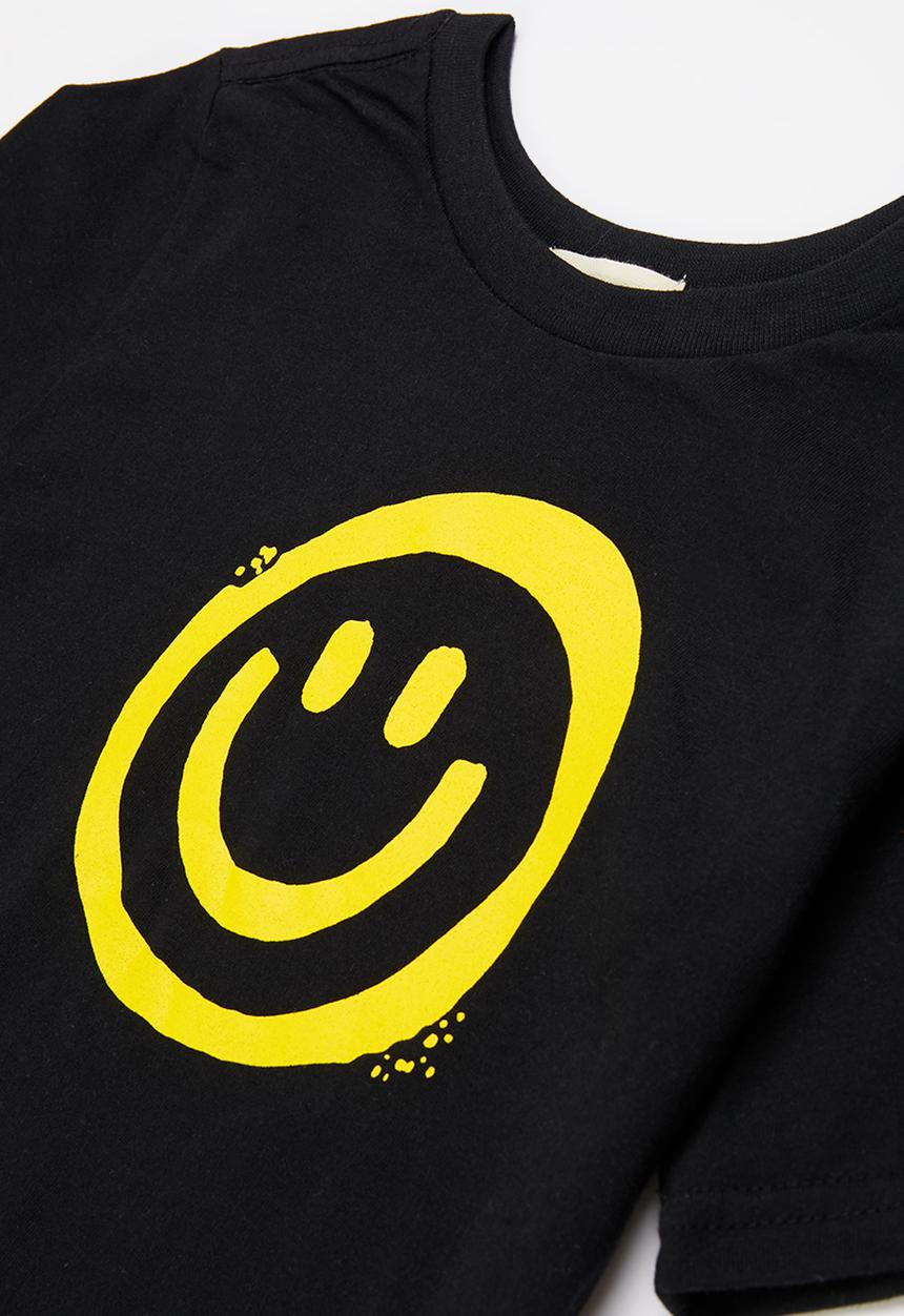 Superbalist Kids - Boys smiley tee & fleece short set - black 