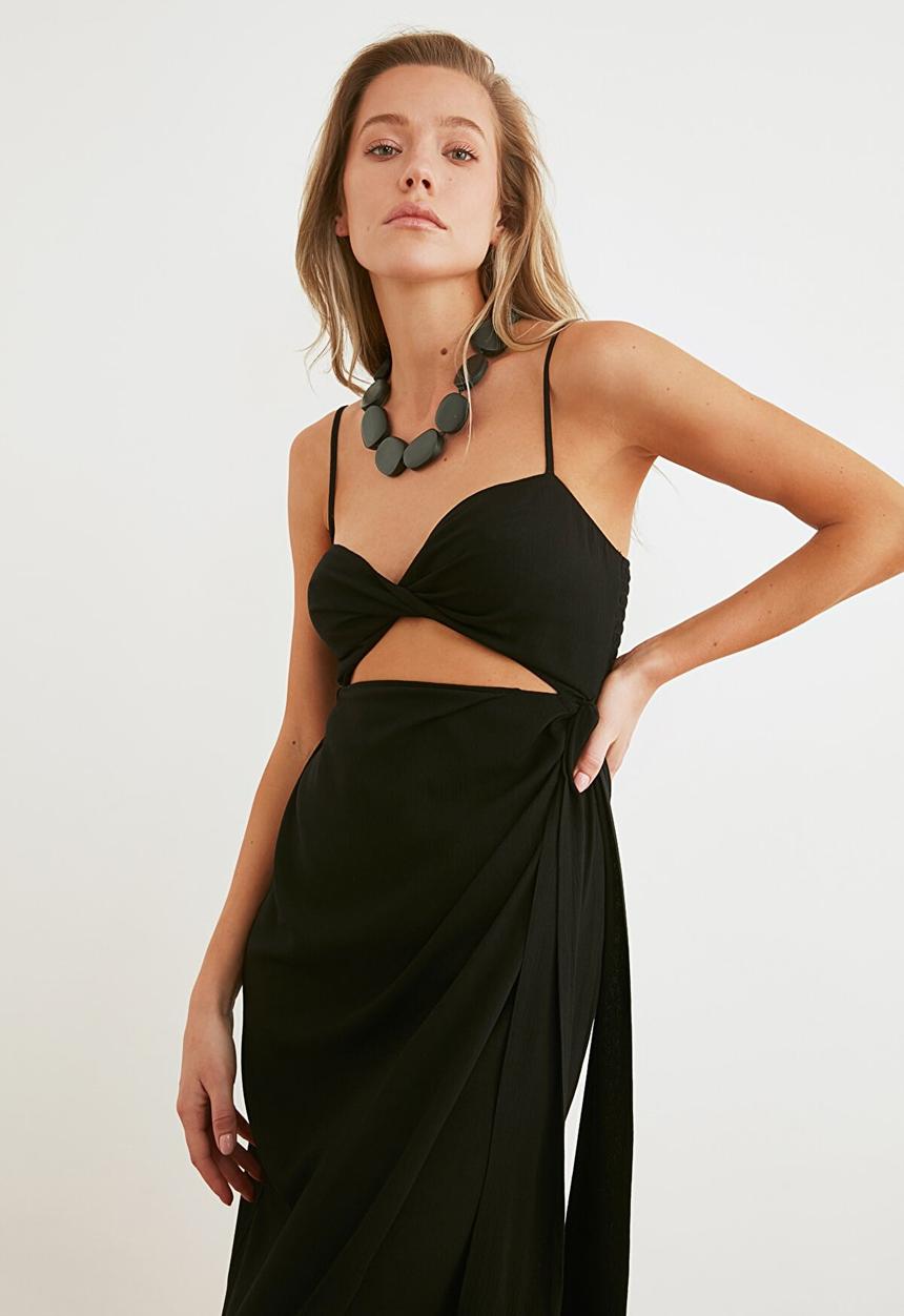 Trendyol - Cut-out detailed tasseled beach dress - black