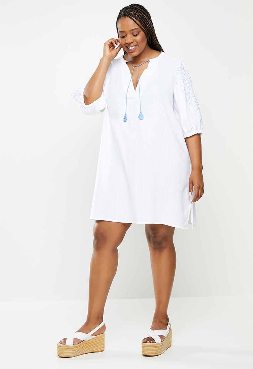 Me&B - Plus embroidered sleeve tunic dress - milk