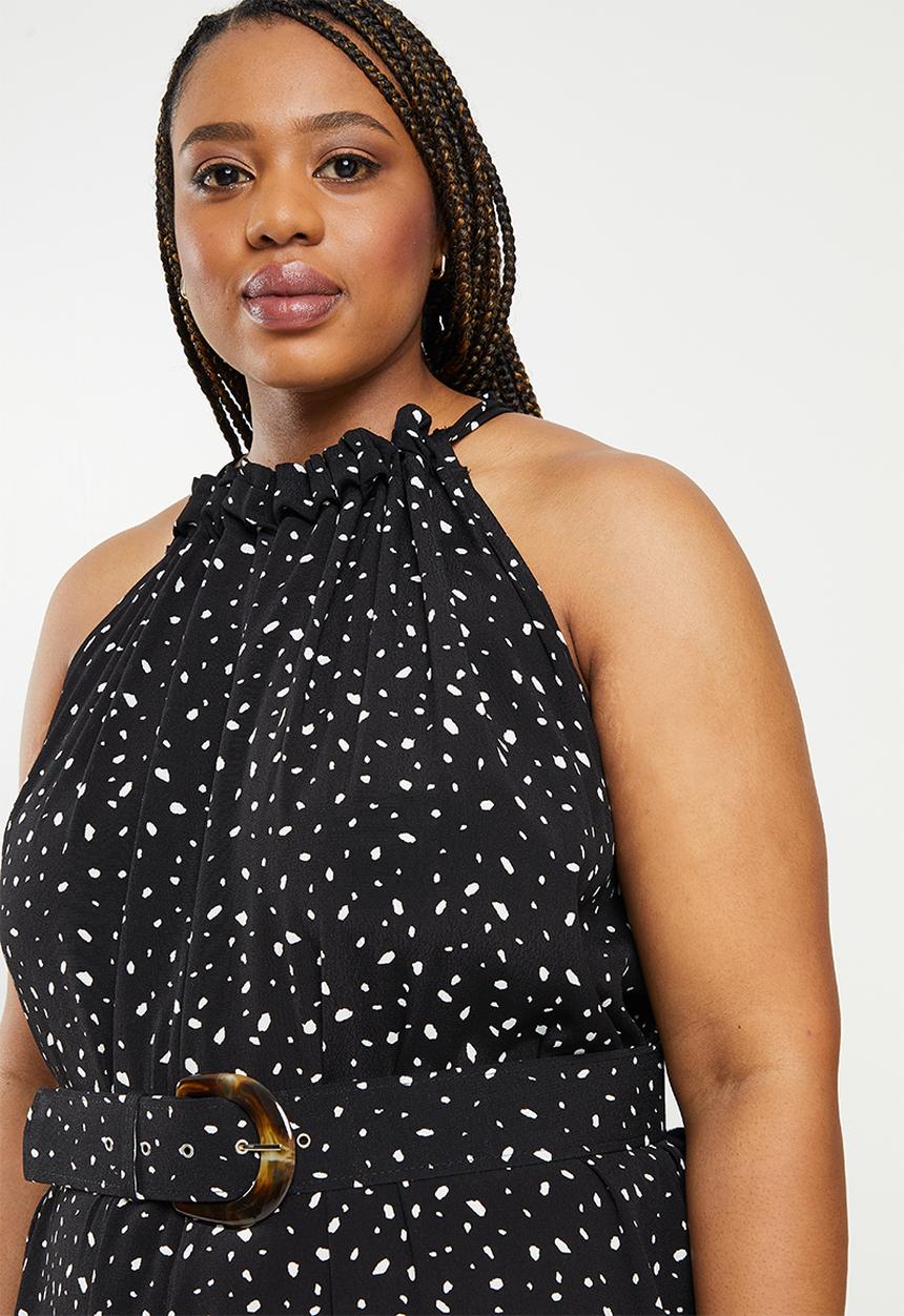 Me&B - Plus halter full maxi with belt detail - black print