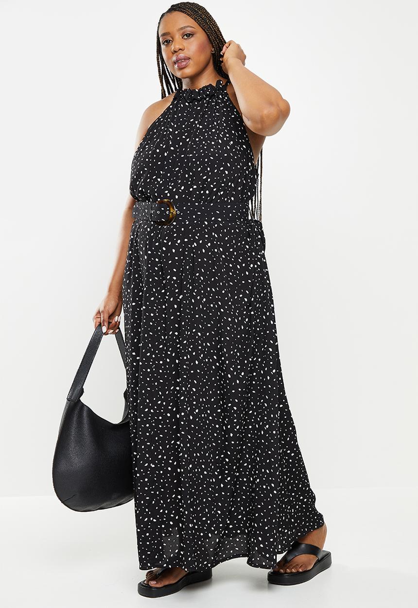 Me&B - Plus halter full maxi with belt detail - black print