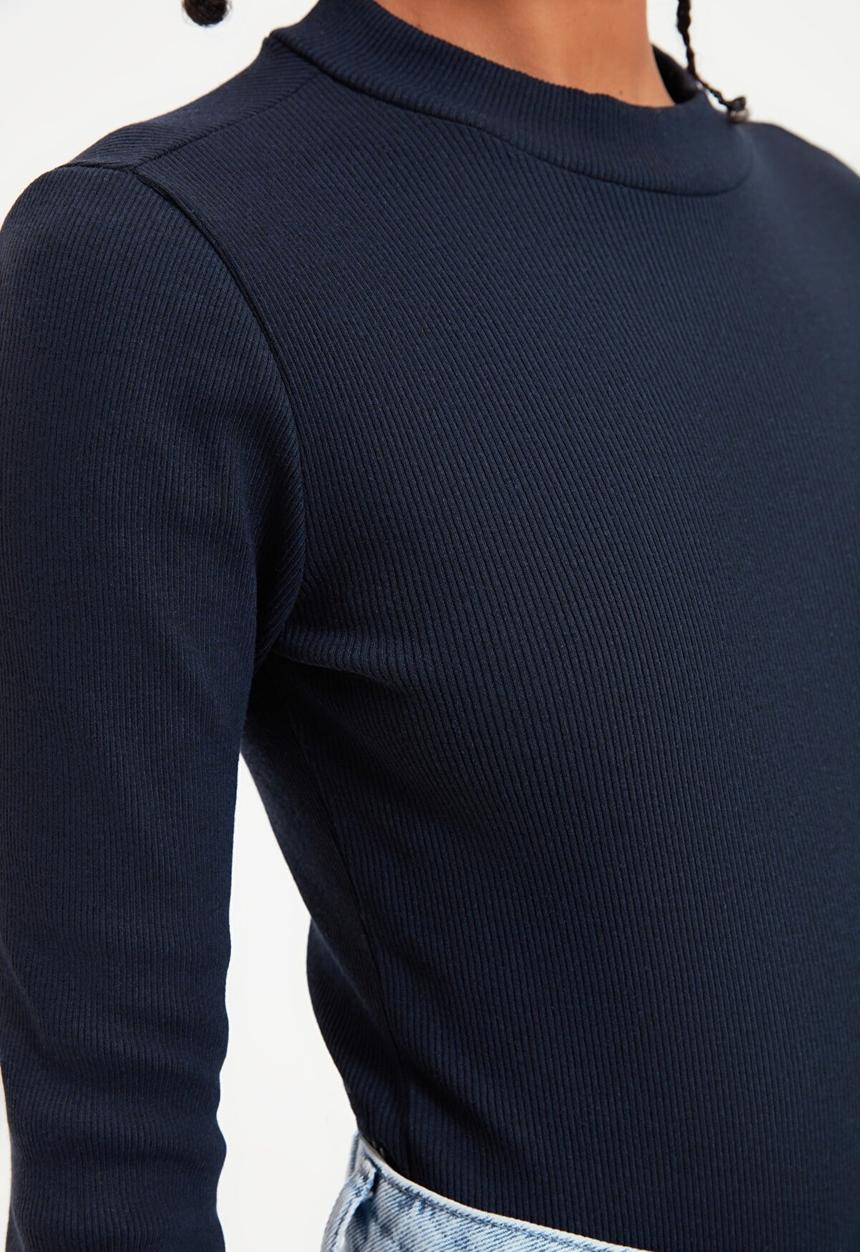 Trendyol - Turtleneck ribbed snap bodysuit - navy