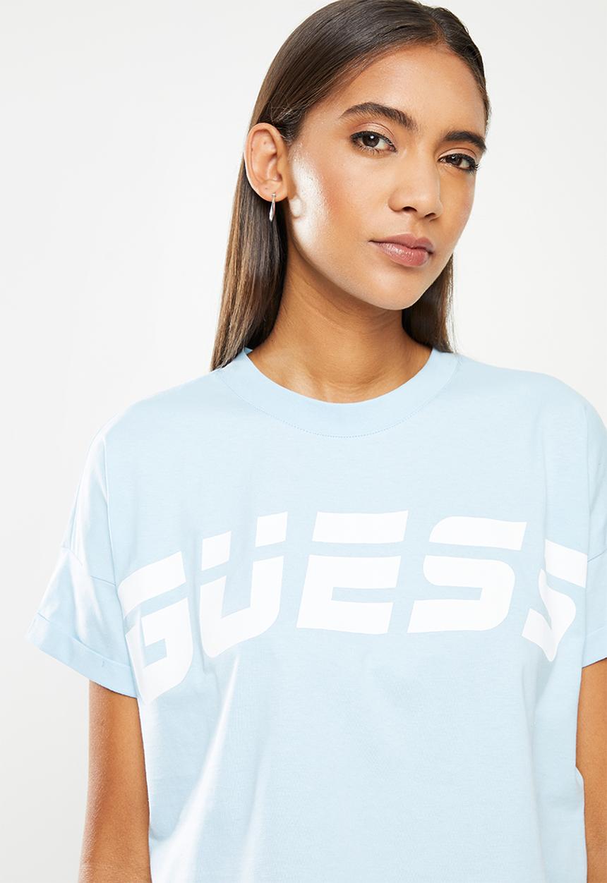 GUESS - Short sleeve crew neck adela tee - skyline light blue