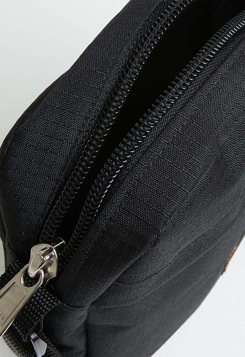 STYLE REPUBLIC - Tate flight bag - black