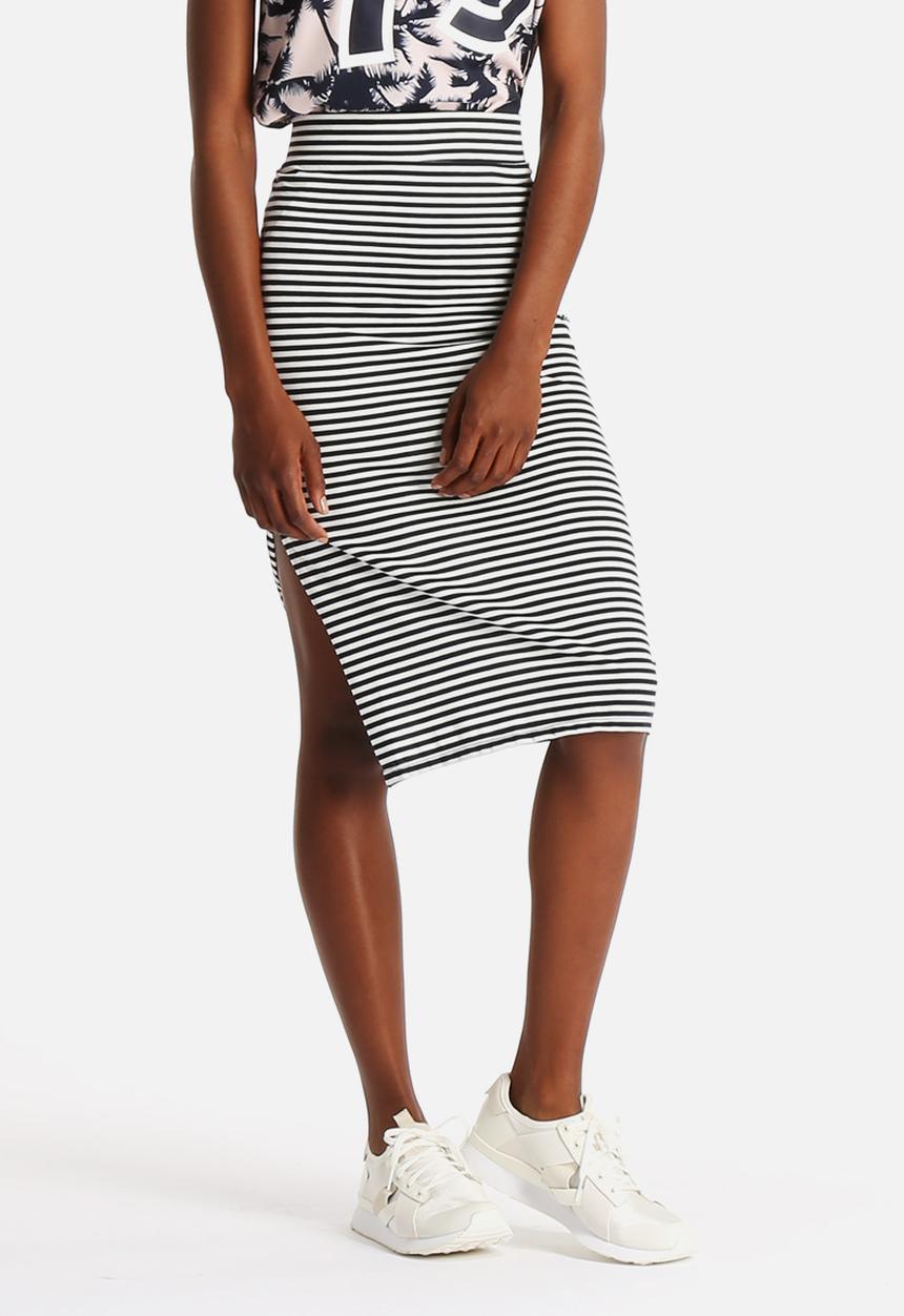 ONLY - Therese Knee Stripe Skirt