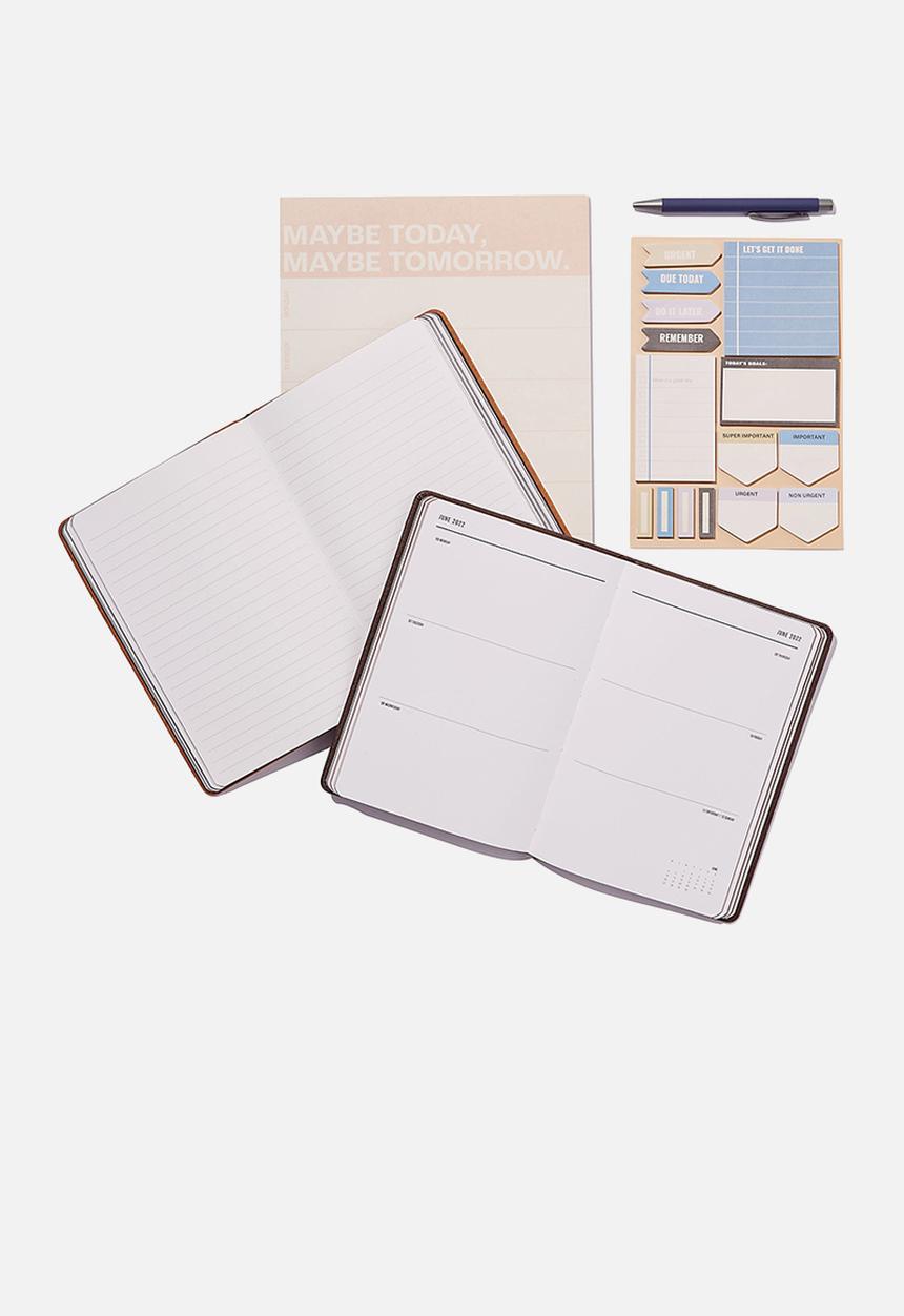 Typo - 2022 weekly organisation gift set - tan choc