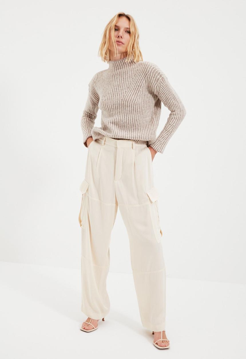 Trendyol - Turtleneck knit sweater - beige